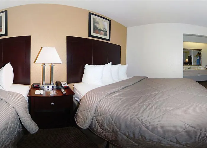Western Copper Hills 3* Globe