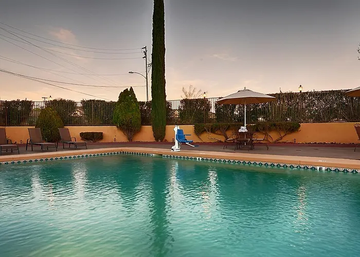 Western Copper Hills Hotel