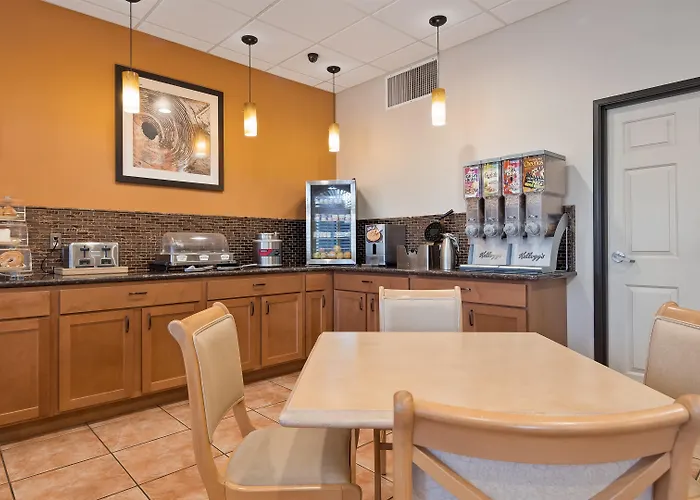 Western Copper Hills Hotel