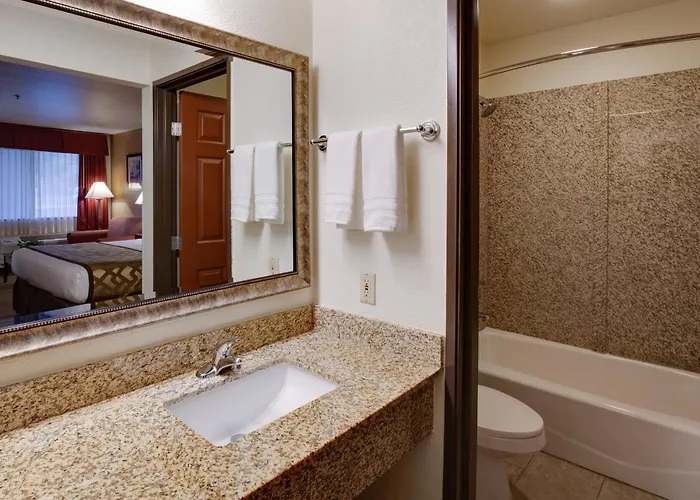 Western Copper Hills Hotel