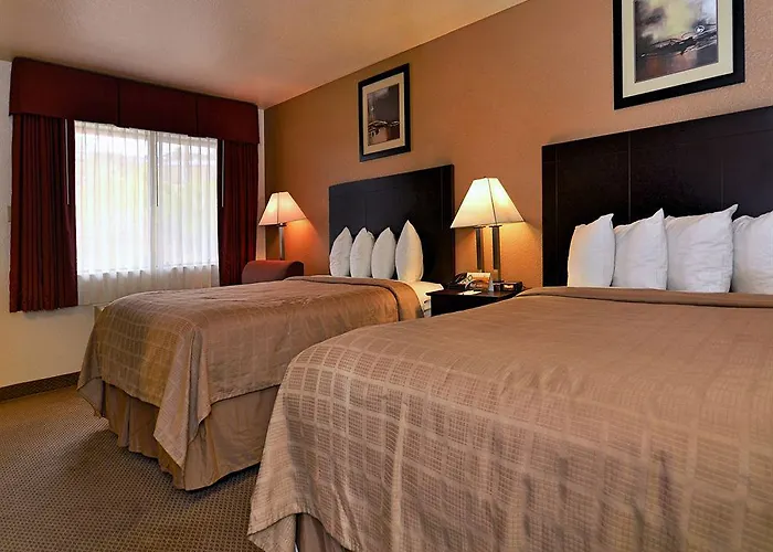 Western Copper Hills Hotel 3*